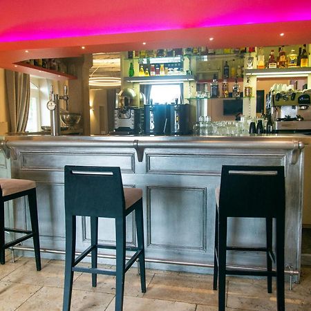 Le Victor Hugo - Hotel Et Restaurant - Logis Hotels Saint-Cere Luaran gambar