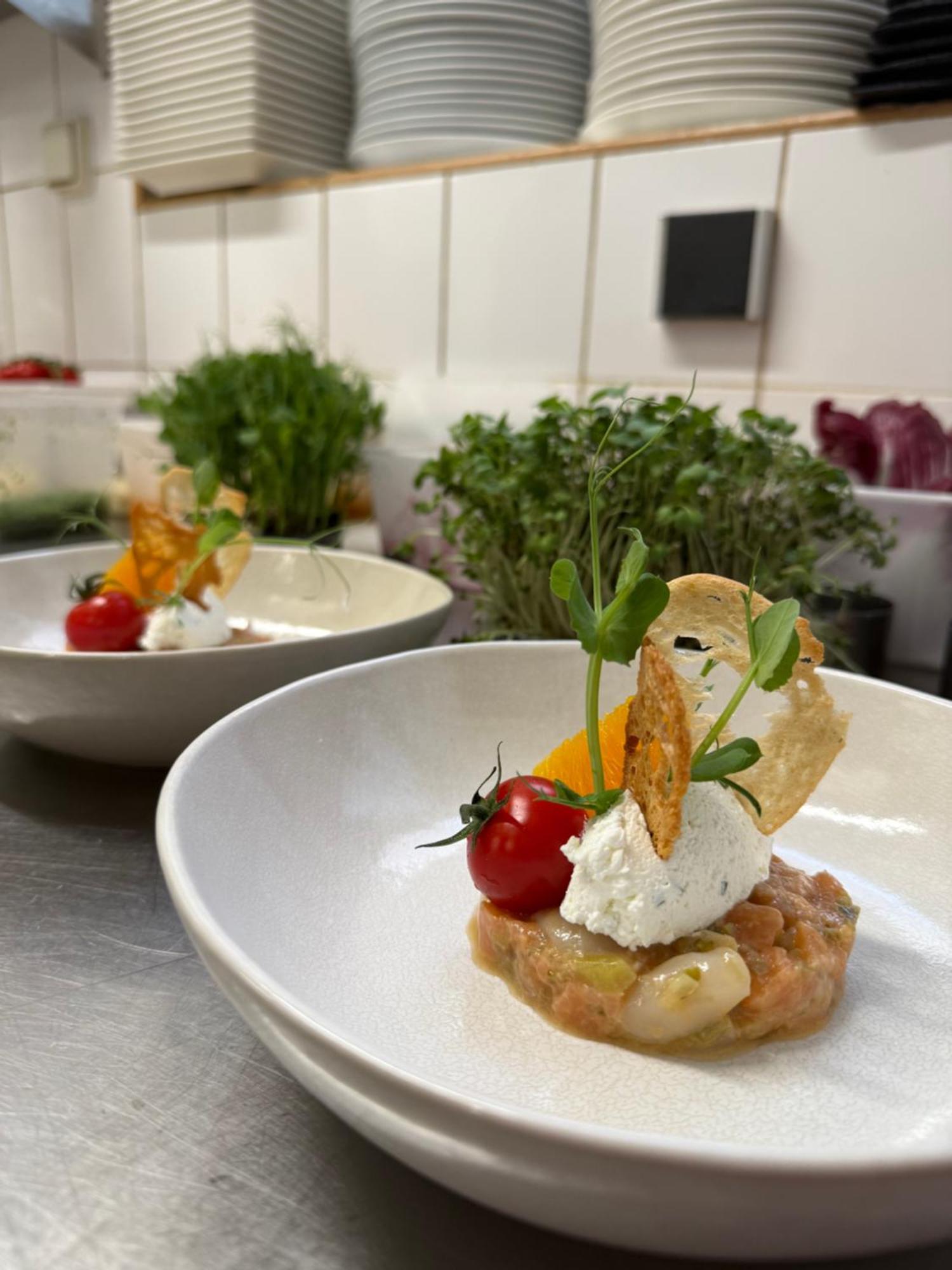 Le Victor Hugo - Hotel Et Restaurant - Logis Hotels Saint-Cere Luaran gambar