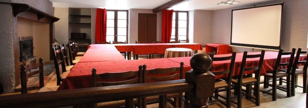 Le Victor Hugo - Hotel Et Restaurant - Logis Hotels Saint-Cere Luaran gambar